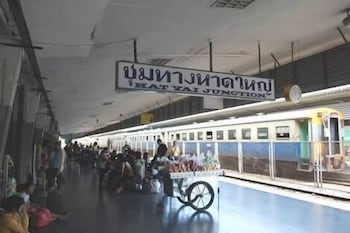 The Train Hotel Hatyai 7/67