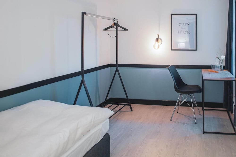 Pop Up Hotel Krone Zurich 18/43
