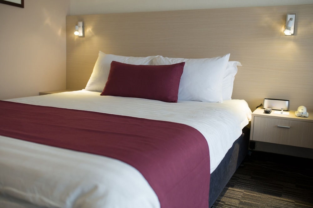 Terrace Hotel Adelaide 8/50