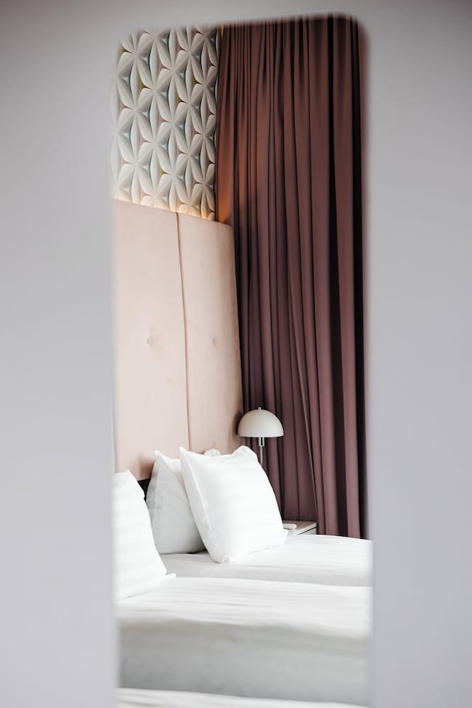 Hotel Oddsson 11/42