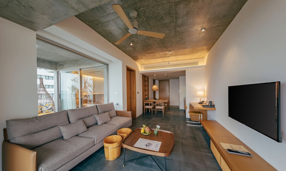Chicland Da Nang Beach Hotel 49/72