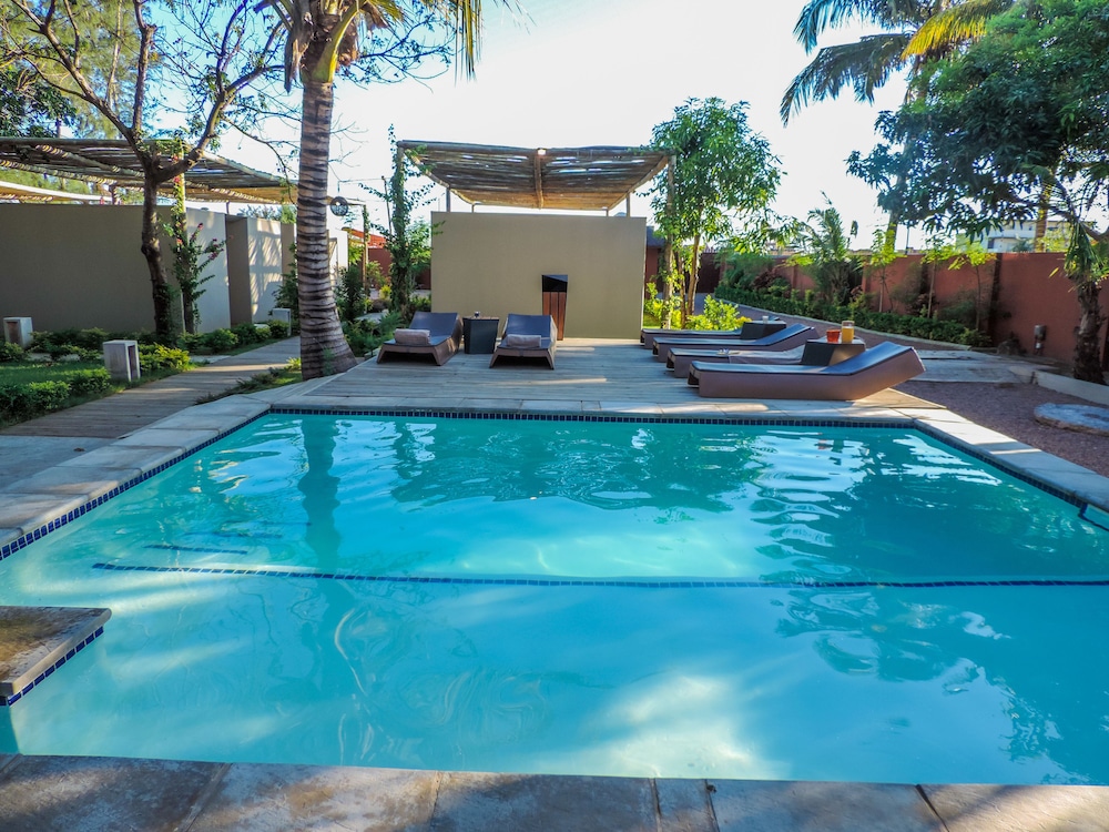 Liv Inn Guest House 39/46