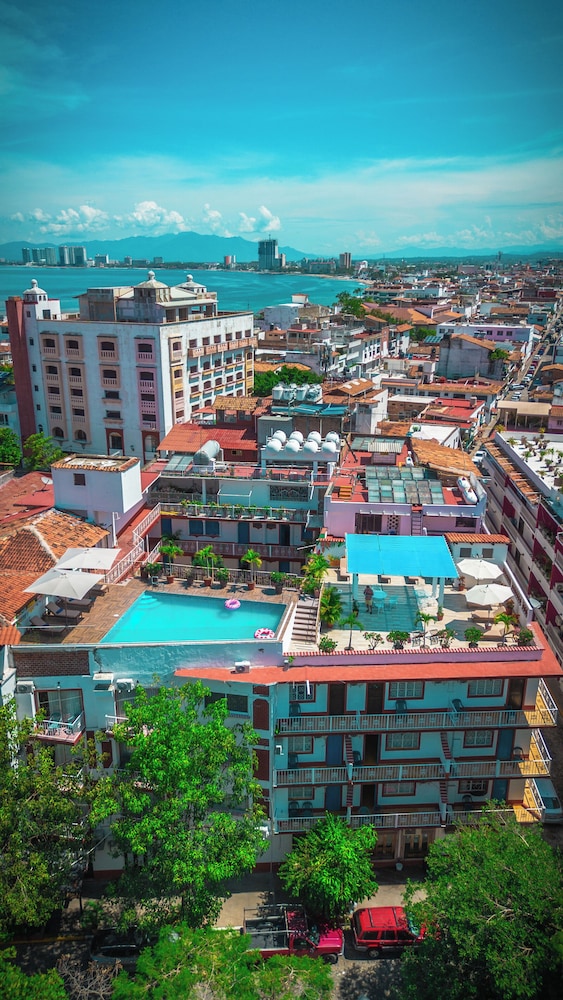Hotel Encino Centro Puerto Vallarta photo1