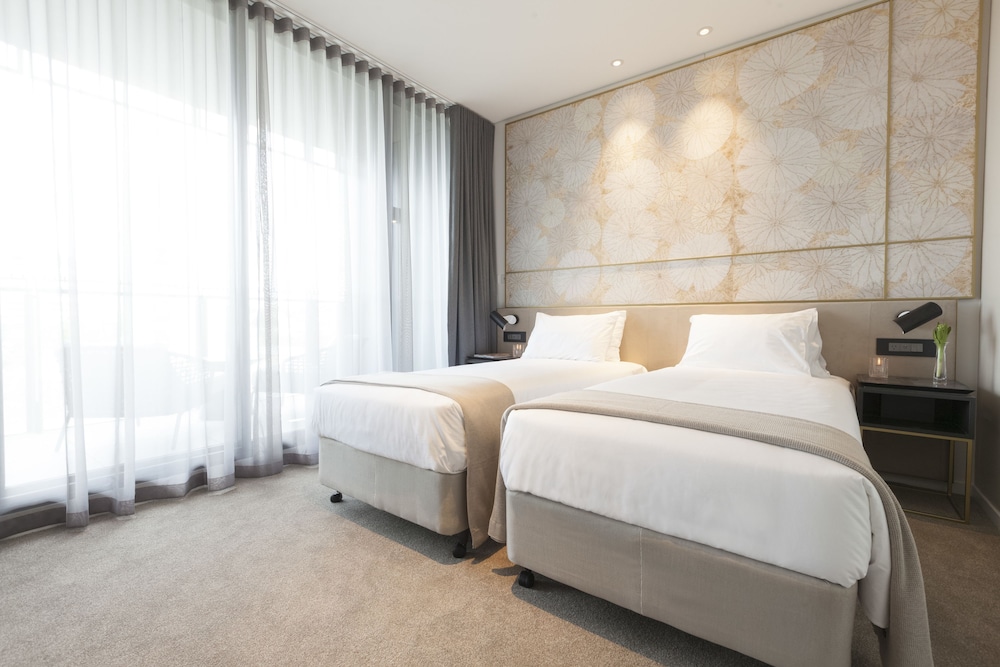 2 BEDROOMS, APARTMENT, BALCONY