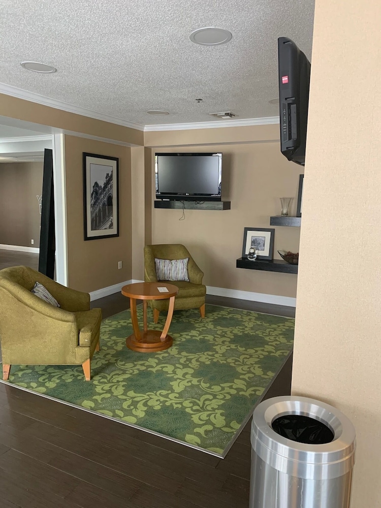 Hampton Inn Covington La 25/43