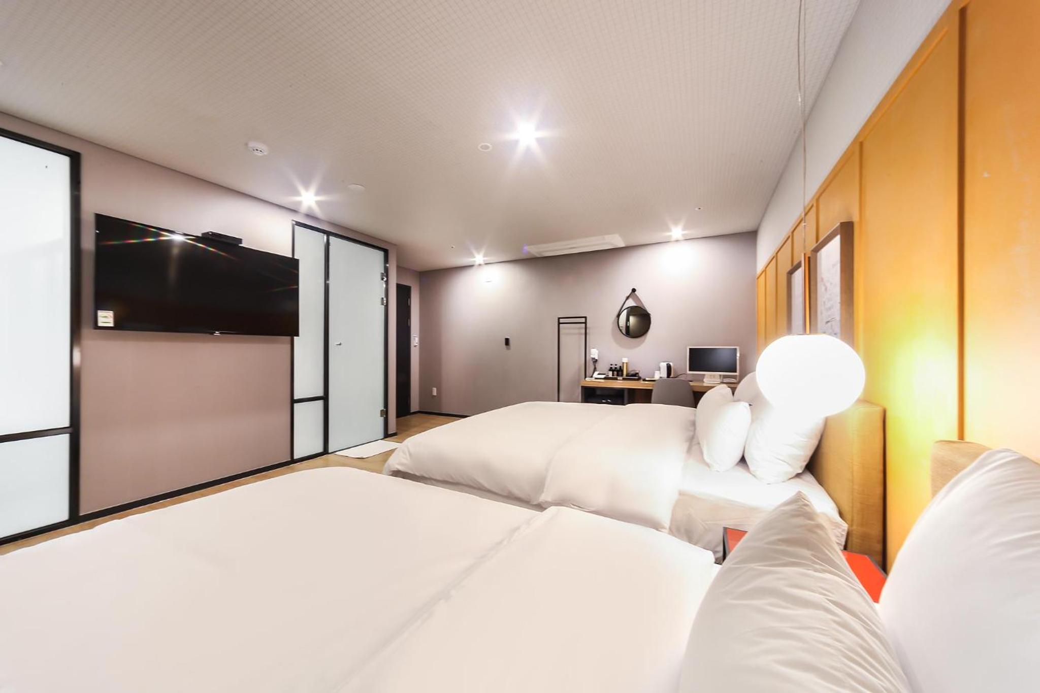 Family, Suite, Twin Beds