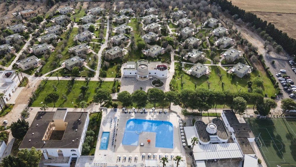 Dolmen Sport Resort 56/66