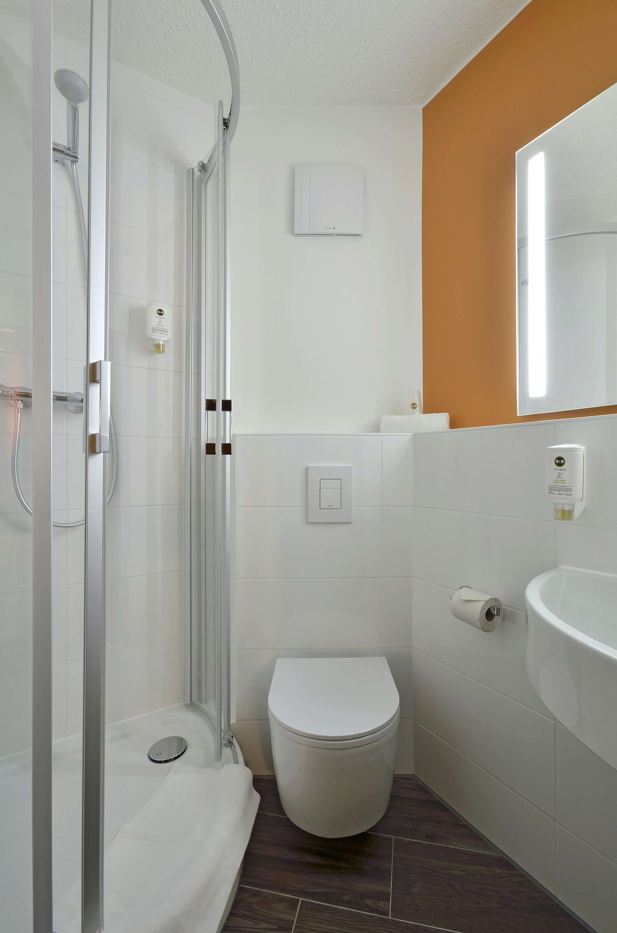 B&B Hotel Freiburg Nord 16/17