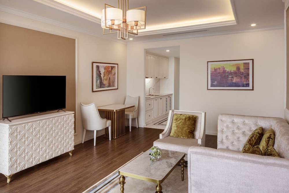 Melia Vinpearl Da Nang Riverfront 44/81