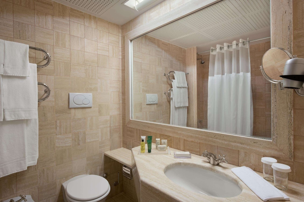 Hilton Rome Airport 26/79