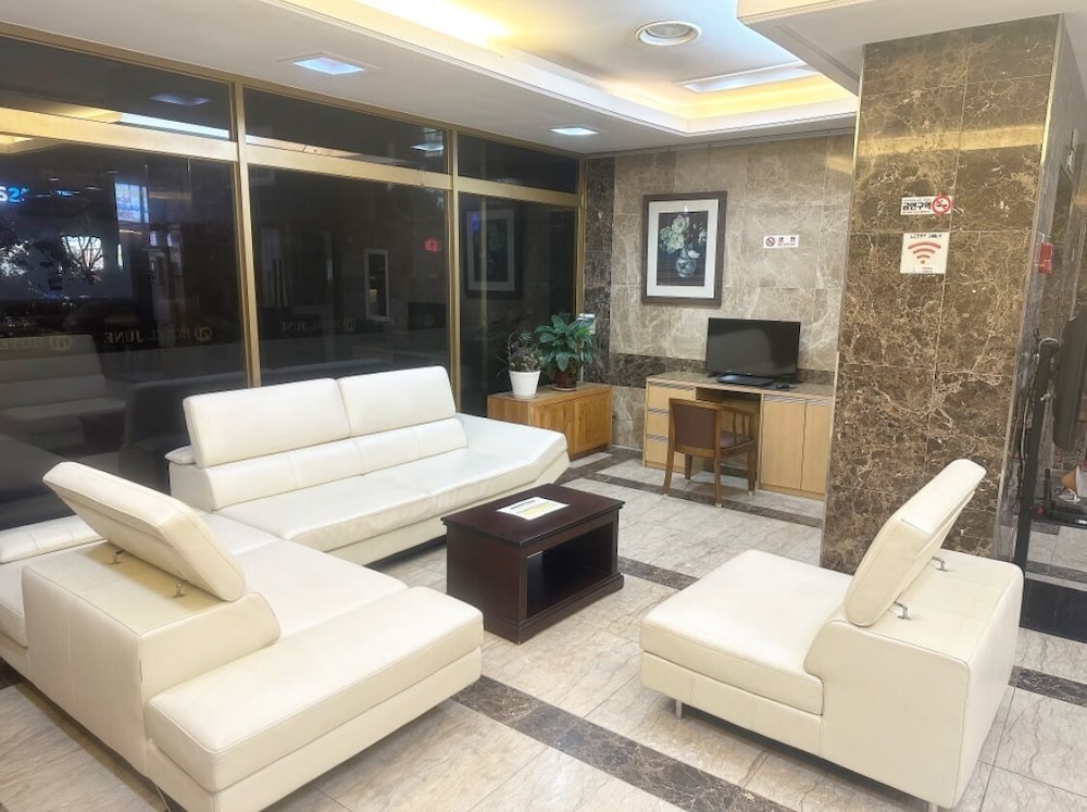 Incheon Airport Hotel June 27/50
