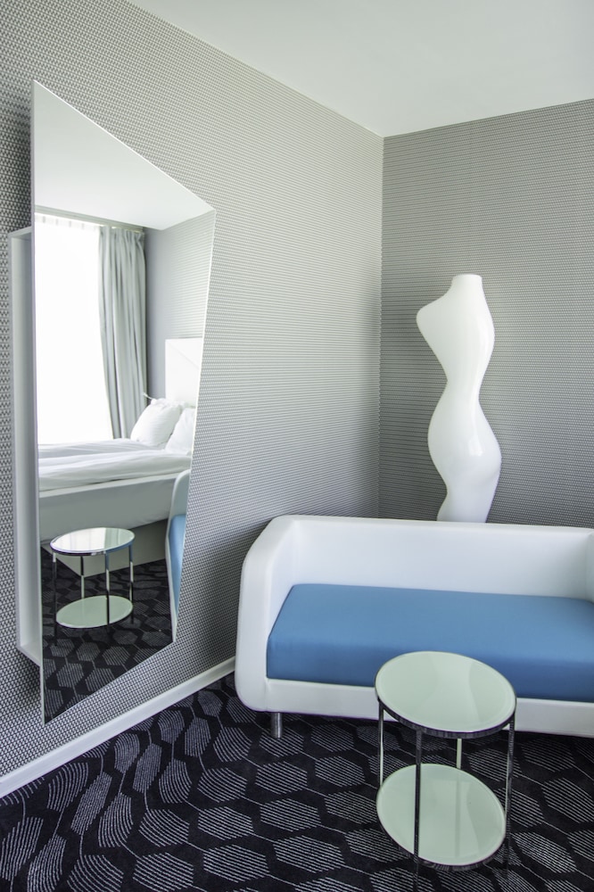 Prize by Radisson, Xhibition Bergen City 13/56