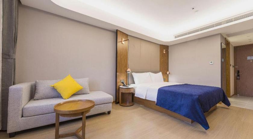 Yitel Collection (Beijing Yonghe Temple Hepingli Metro Station) 24/50