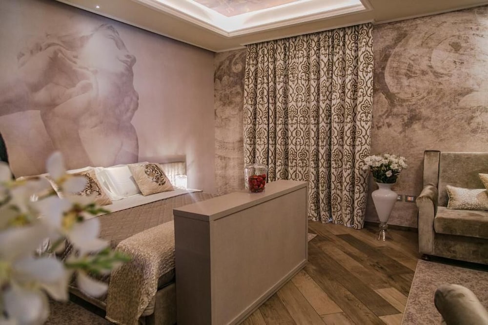 Lobby at Villa Pascucci, DURRES