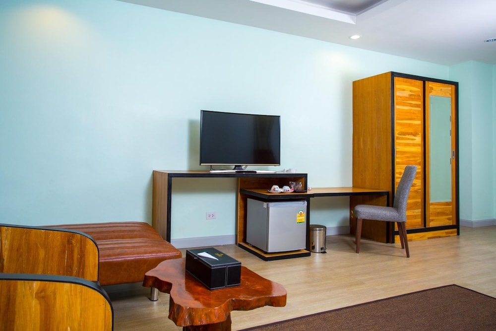 Triple B Boutique Residence 50/61