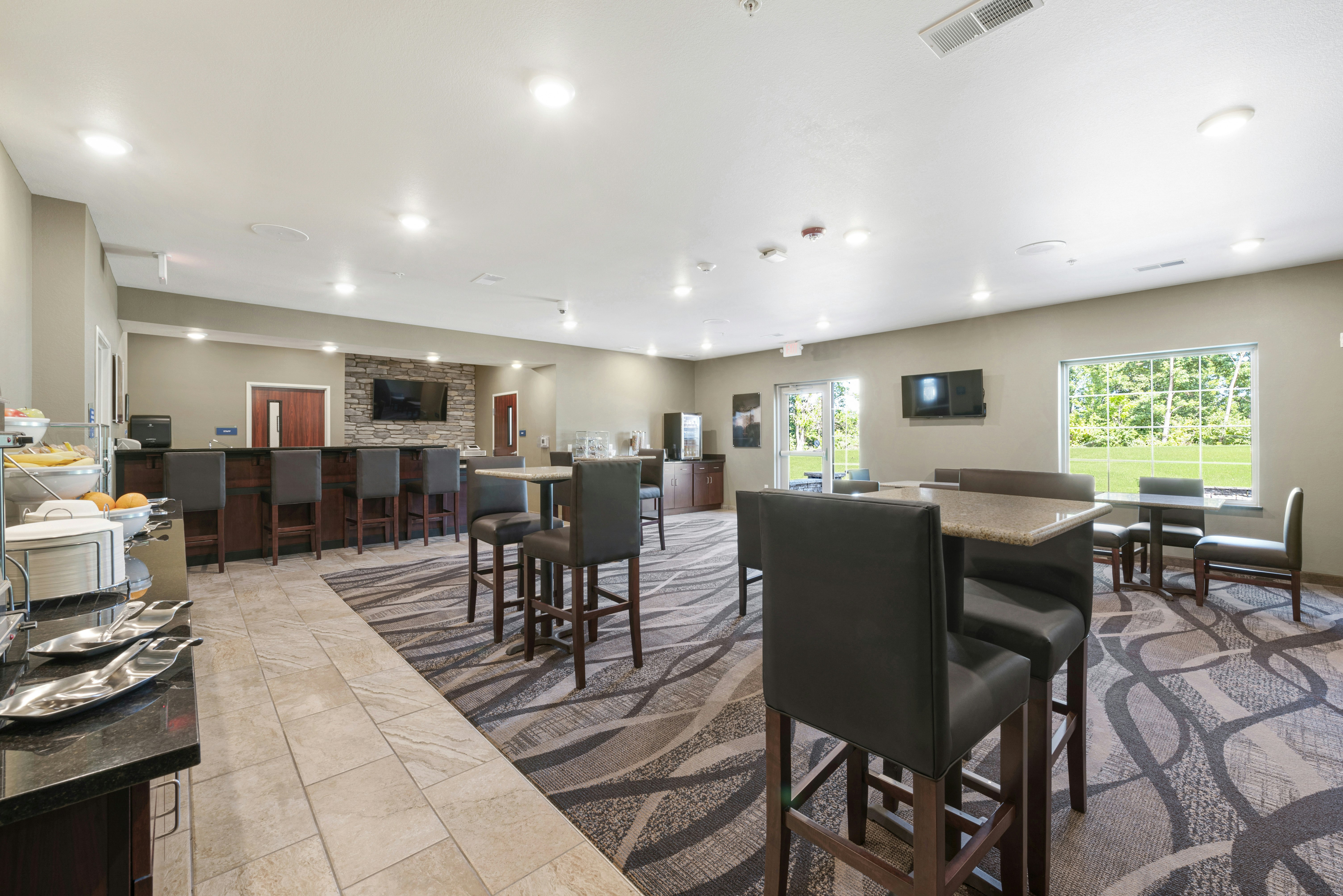 Cobblestone Hotel & Suites - Urbana 56/69