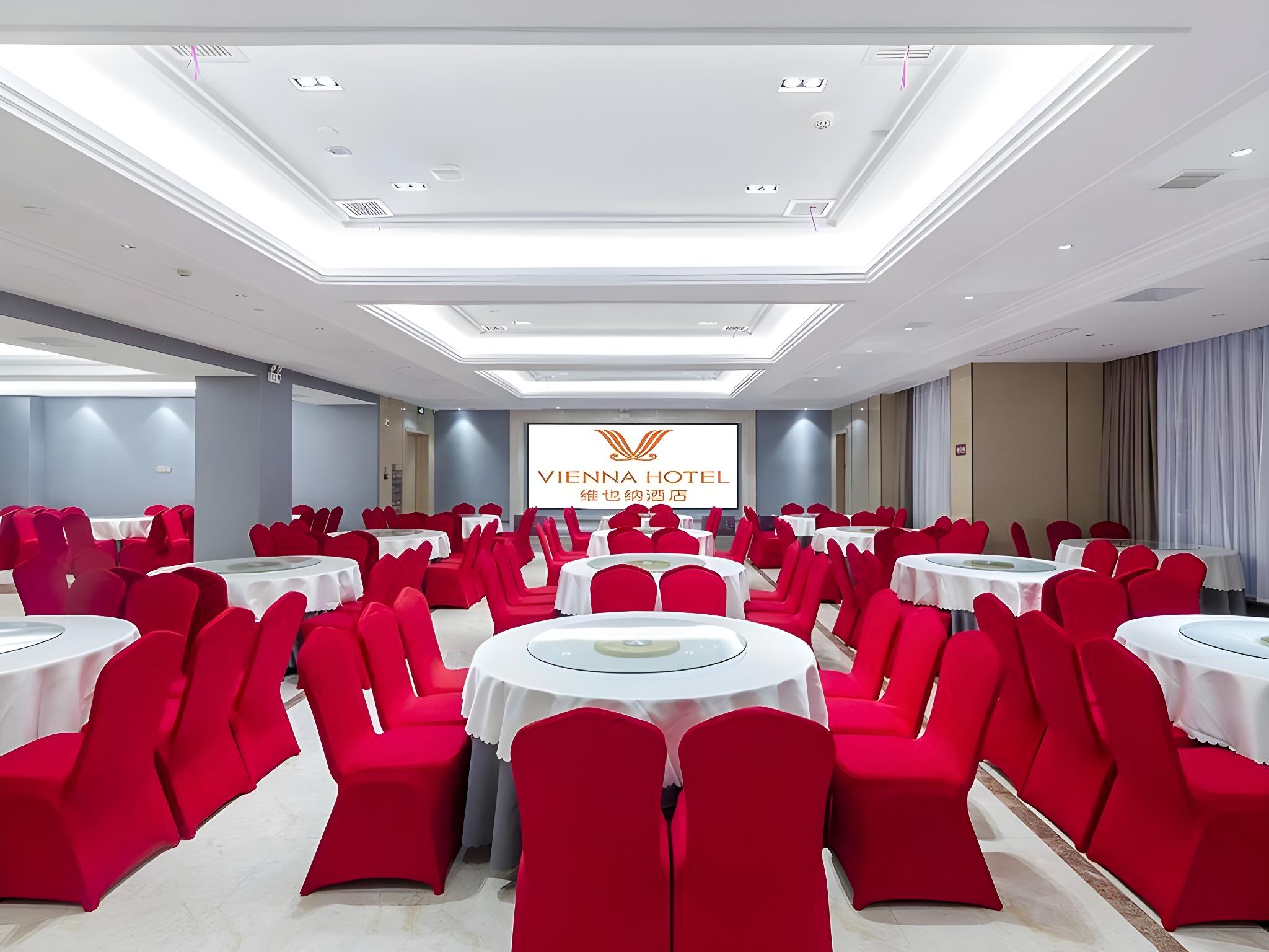 Anyi Jinding Hotel 41/49
