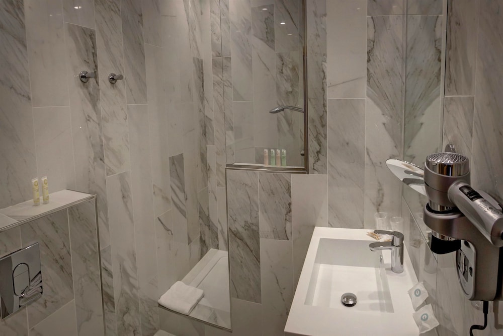 غرفة حصرية بسريرين منفصلين، Best Western Plus Hotel Comedie Saint-Roch 8/10
