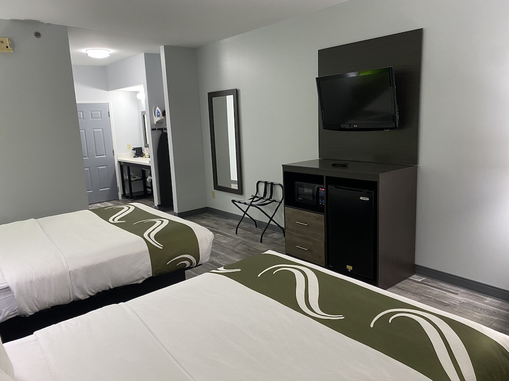 Quality Inn Greeneville - Tusculum 16/40