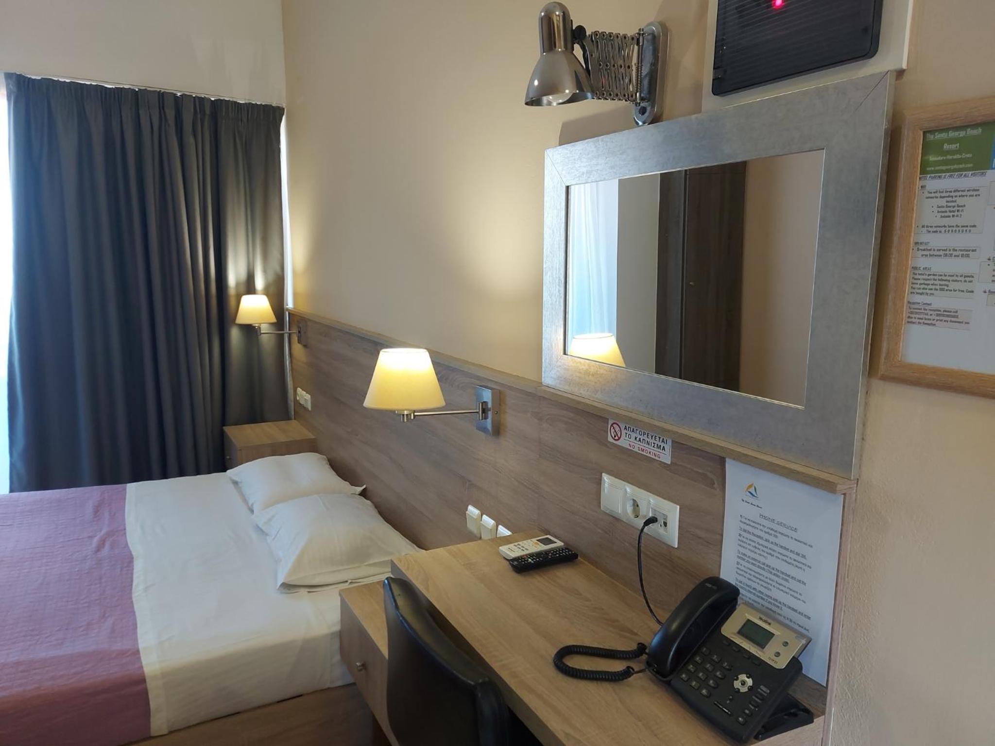 Room, Double Bed, Sea View, Santo George Beach 7/10