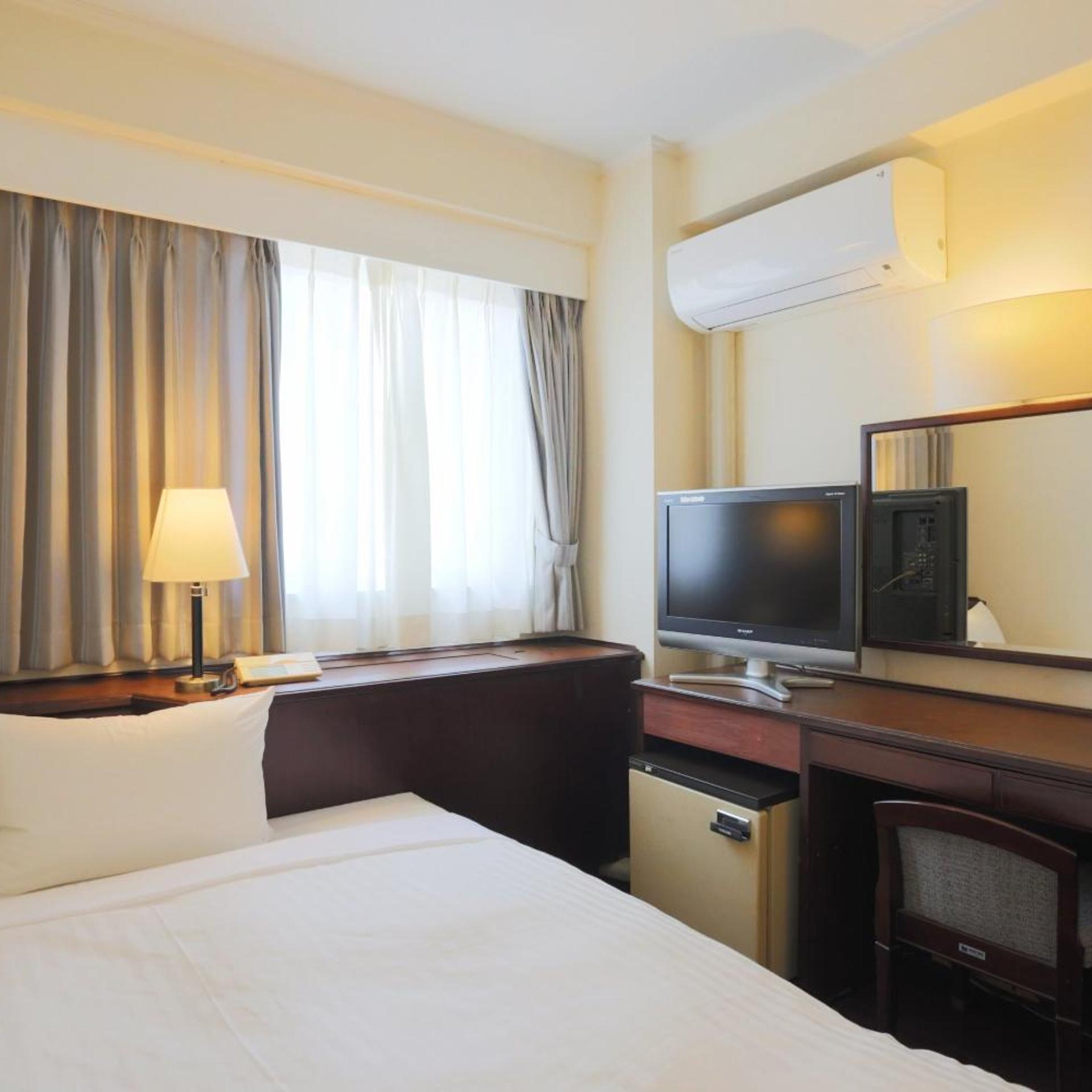 Semi Room, Standard, Semi Double Bed