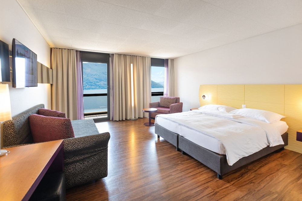 Parkhotel Brenscino 6/50