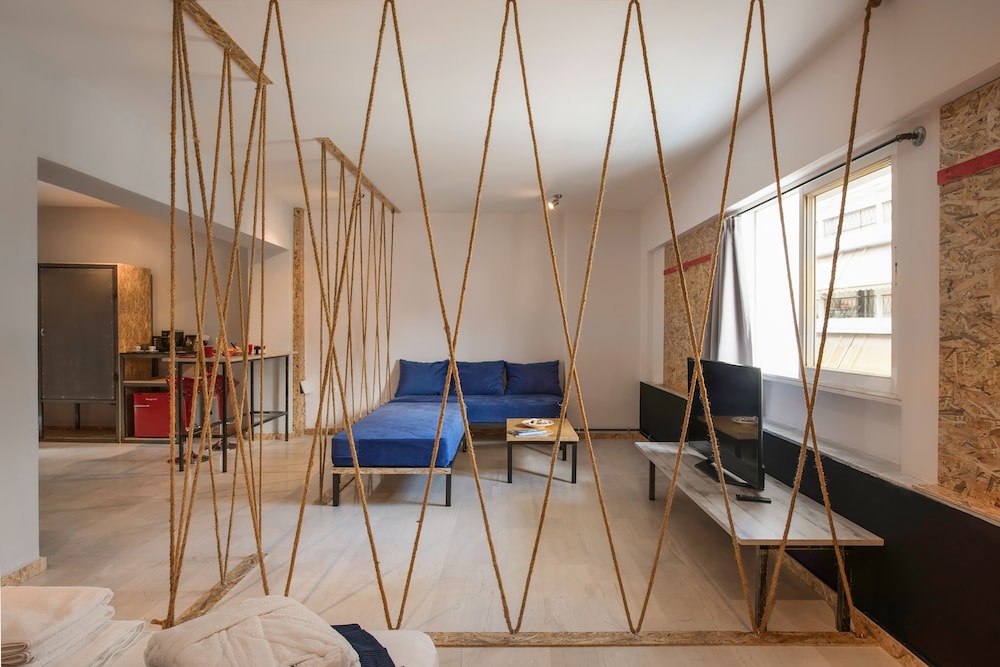 Piraeus Premium Suites 30/50