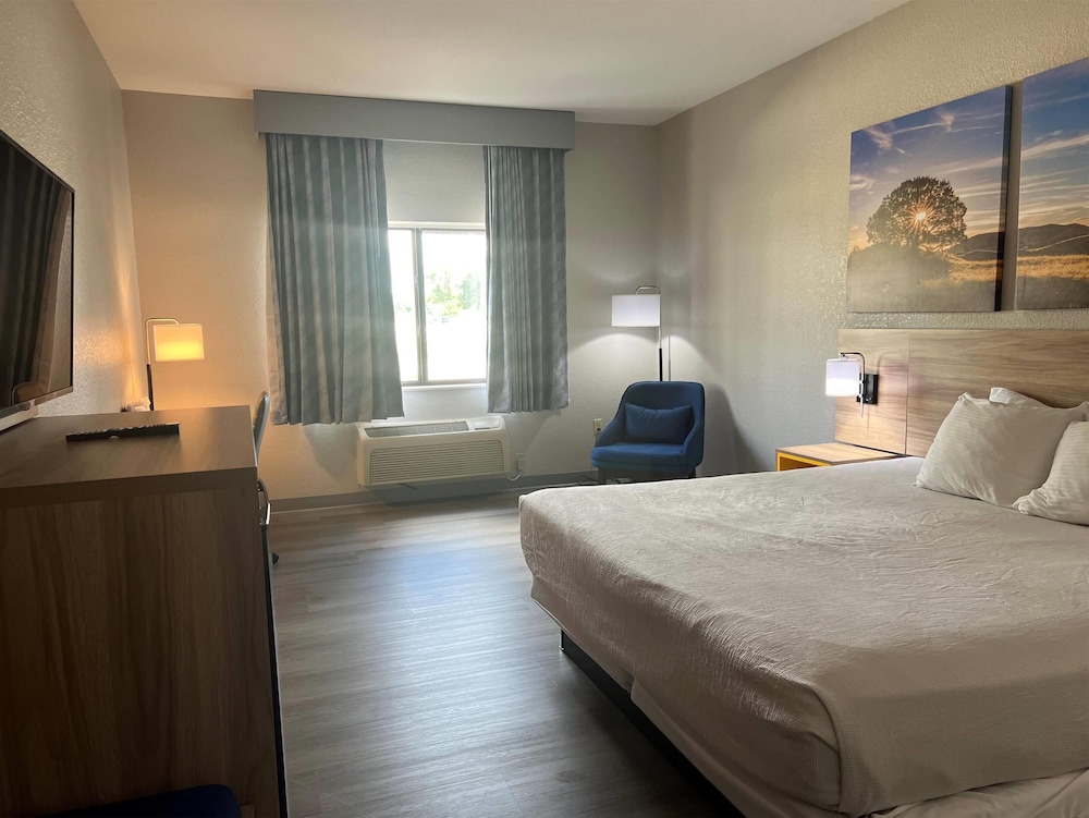 Days Inn by Wyndham Coffeyville 25/63
