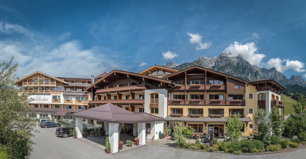 Hotel Leonhard 2/73