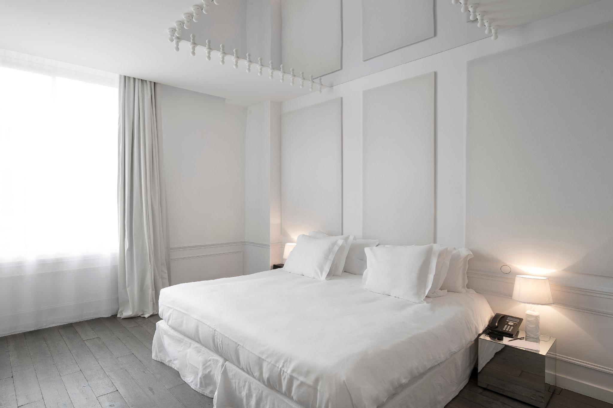 Couture, Suite