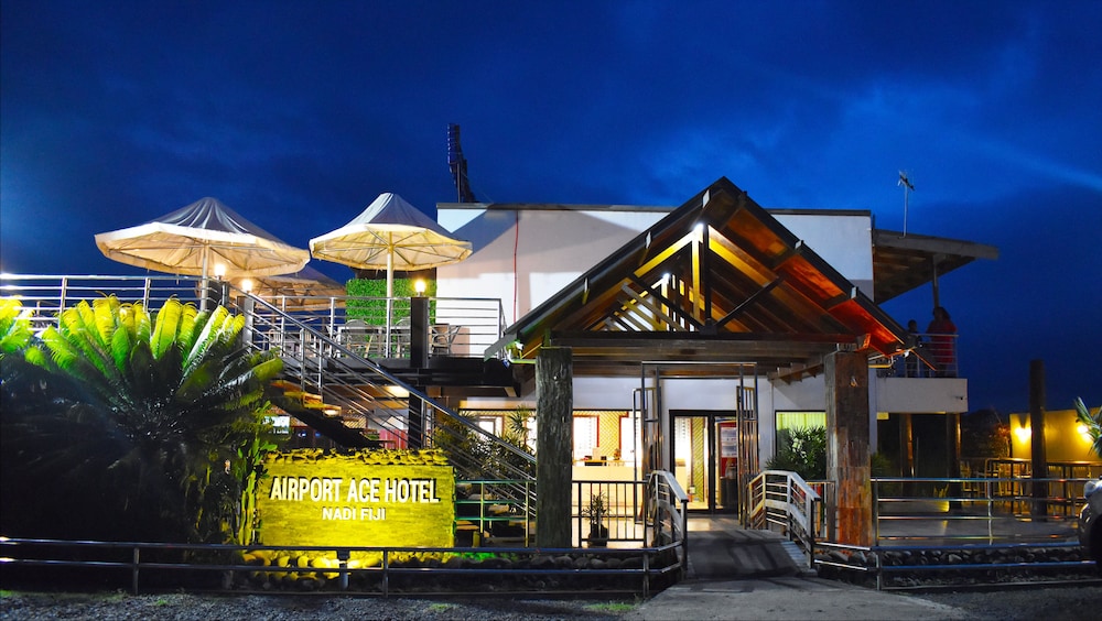 Airport Ace Hotel 1/66