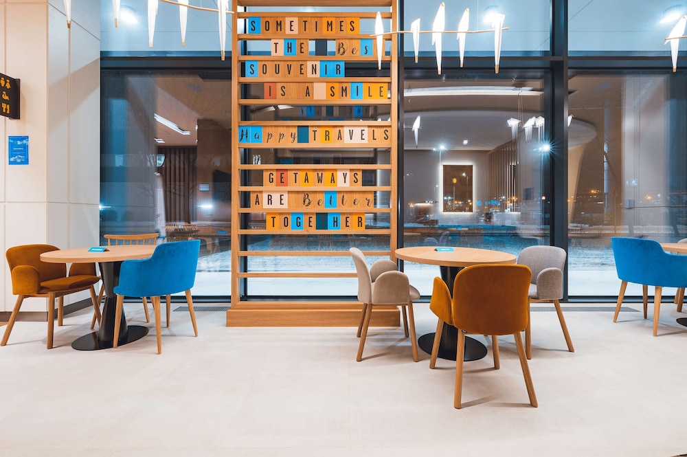 Hampton by Hilton Warsaw Reduta 40/72