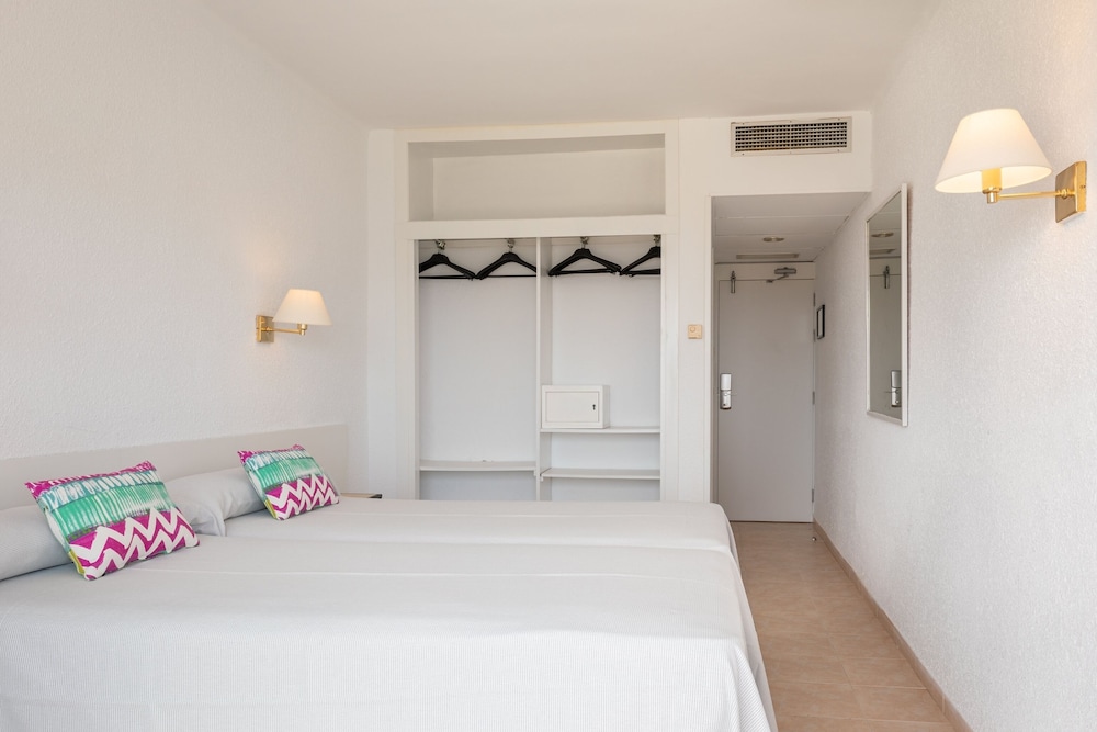 غرفة ثلاثية بسرير فردي، htop Olympic 3/5