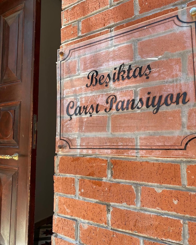Besiktas Carsi Pansiyon 3/35