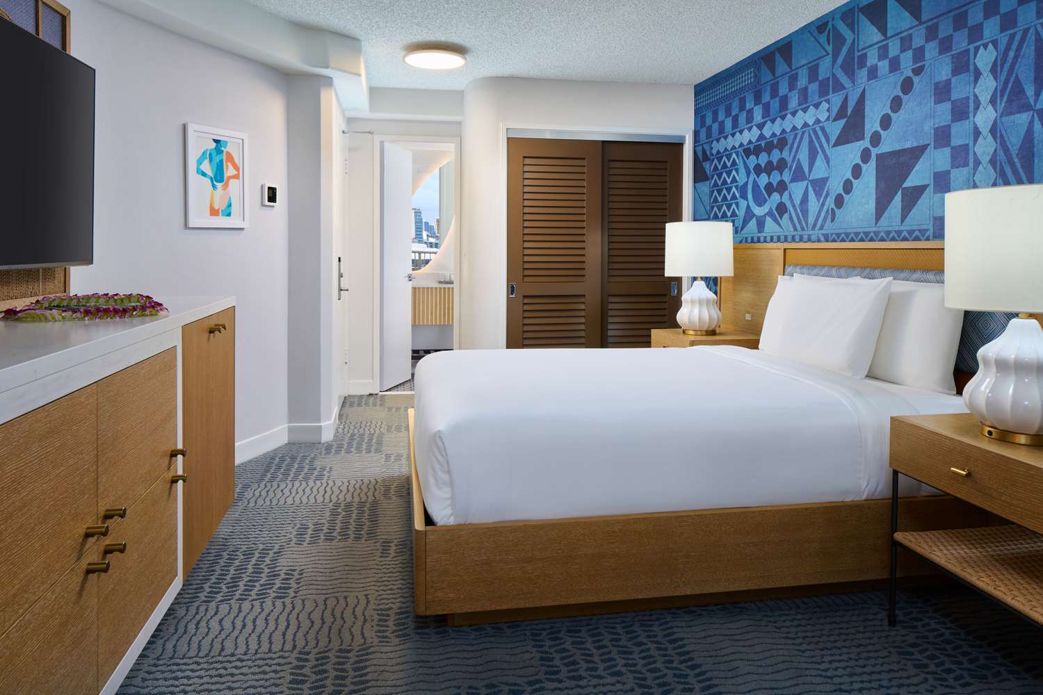 Room, Queen Bed, Waikiki View
