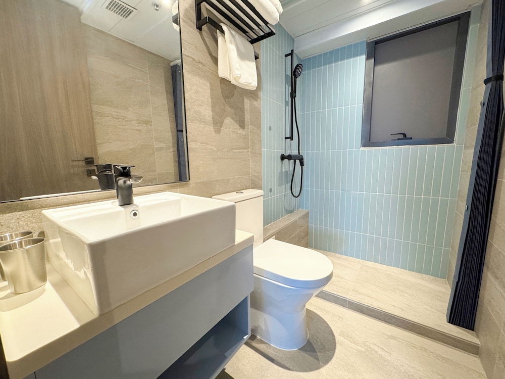 Bluejay Residences Kai Tak 21/22