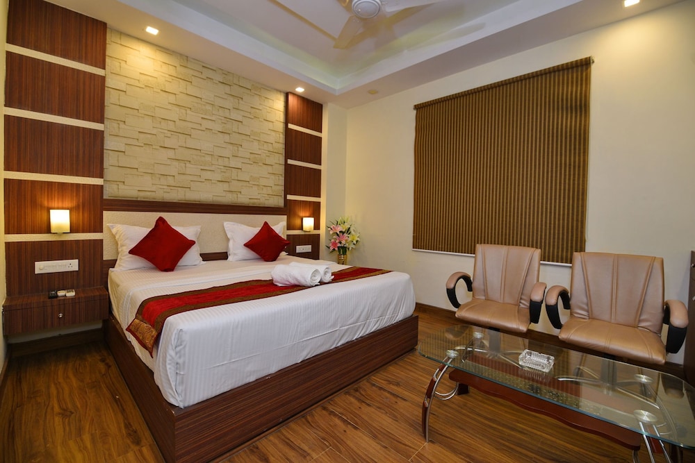 Hotel Silver Stone 35/56