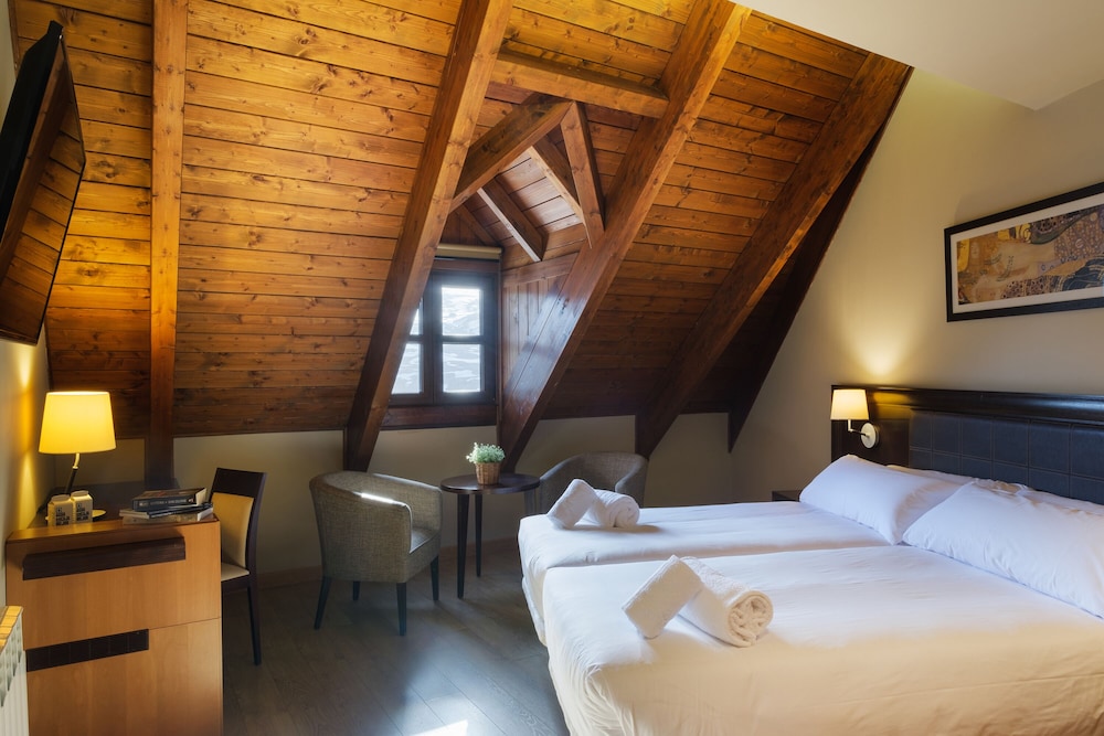 Aragon Hills Hotel And Spa 6/37