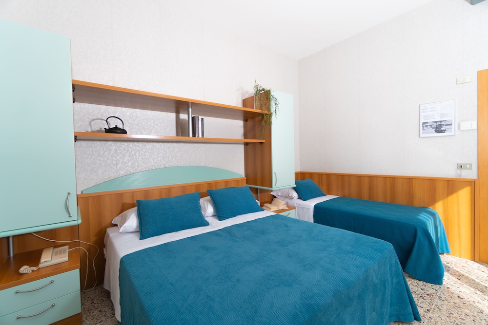 Hotel Sampaoli 21/50