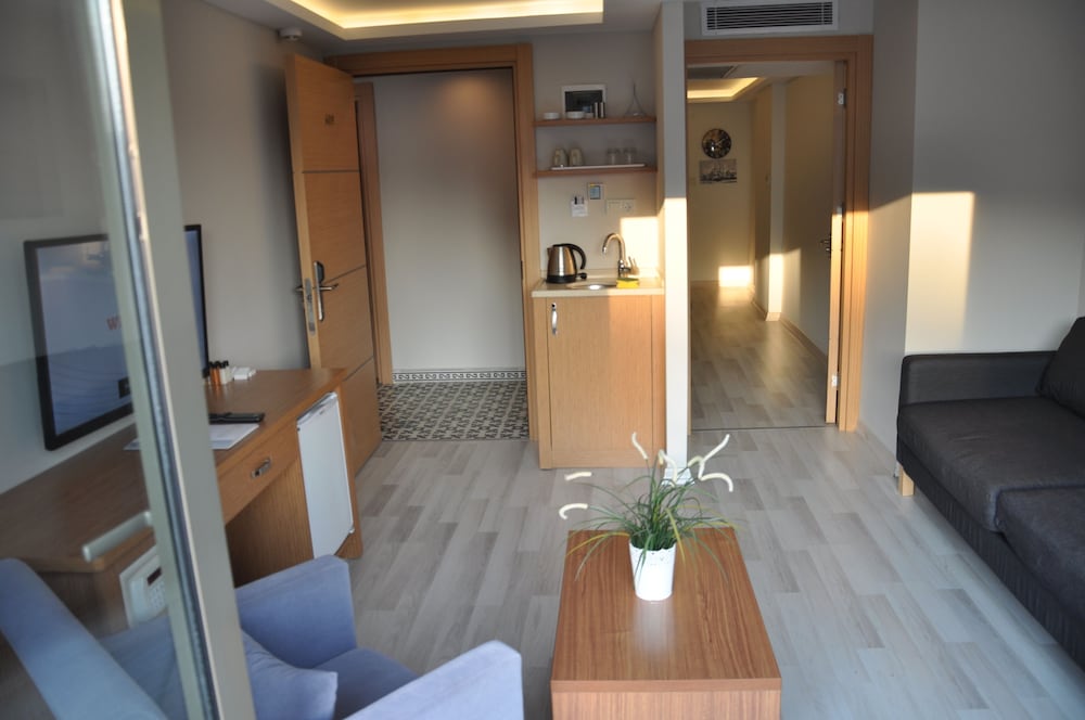 WAW HOTEL GALATAPORT 41/61