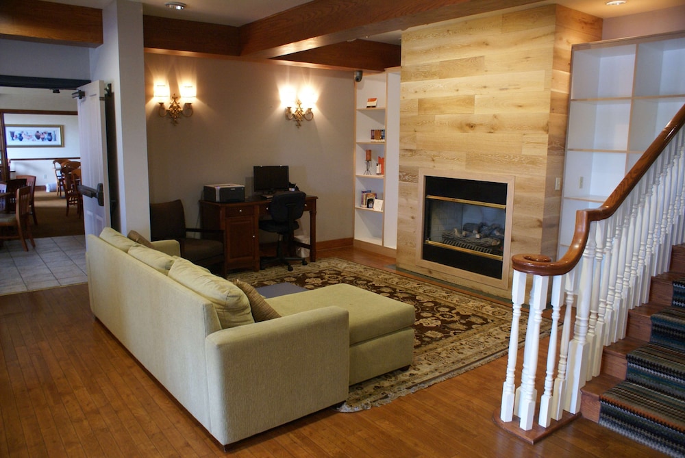Country Inn & Suites By Radisson Lansing MI 29/42