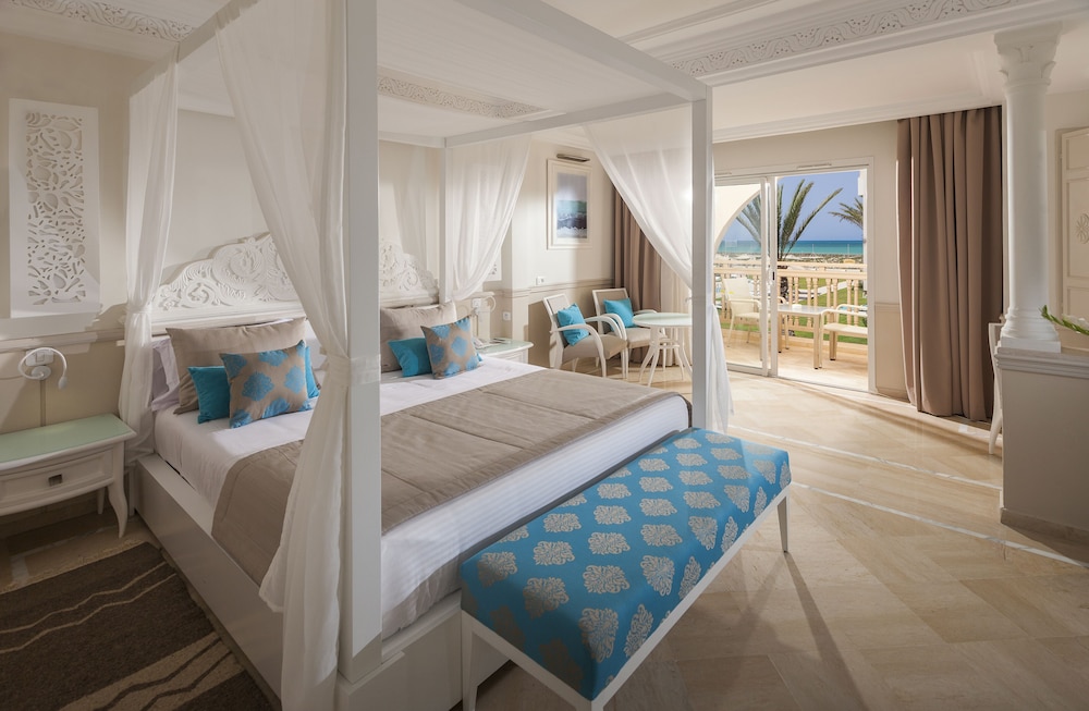 TUI BLUE Palm Beach Palace - Adults Only 10/50