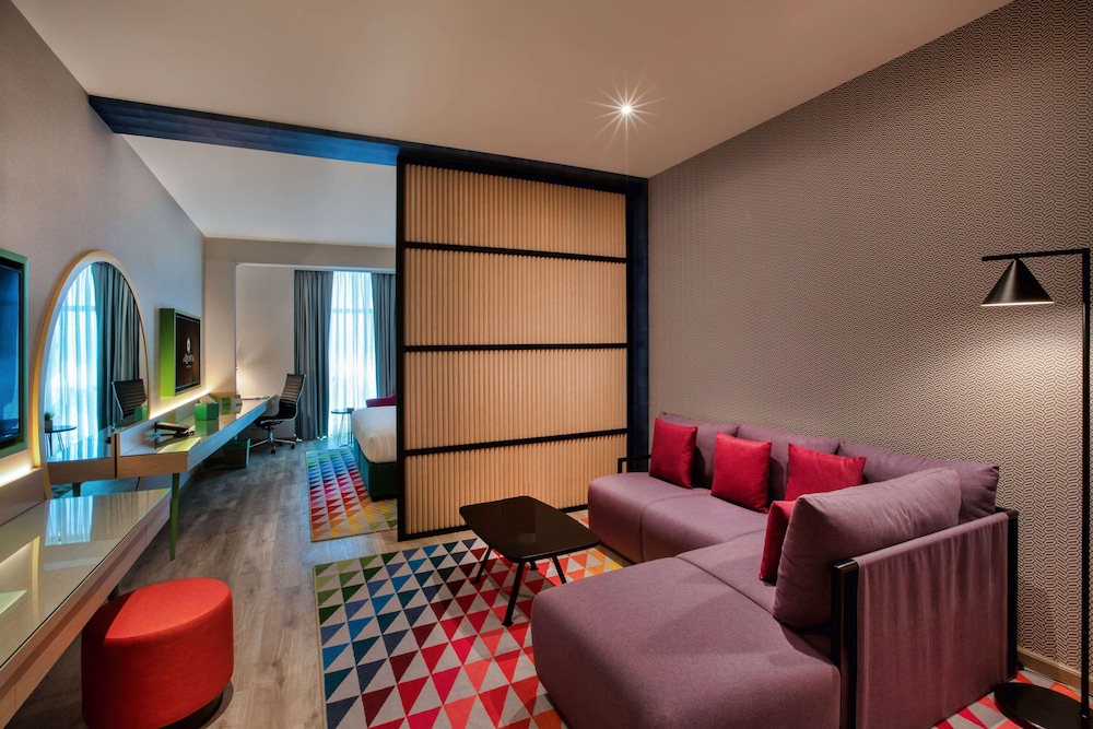 La Quinta by Wyndham Dubai Jumeirah 18/40
