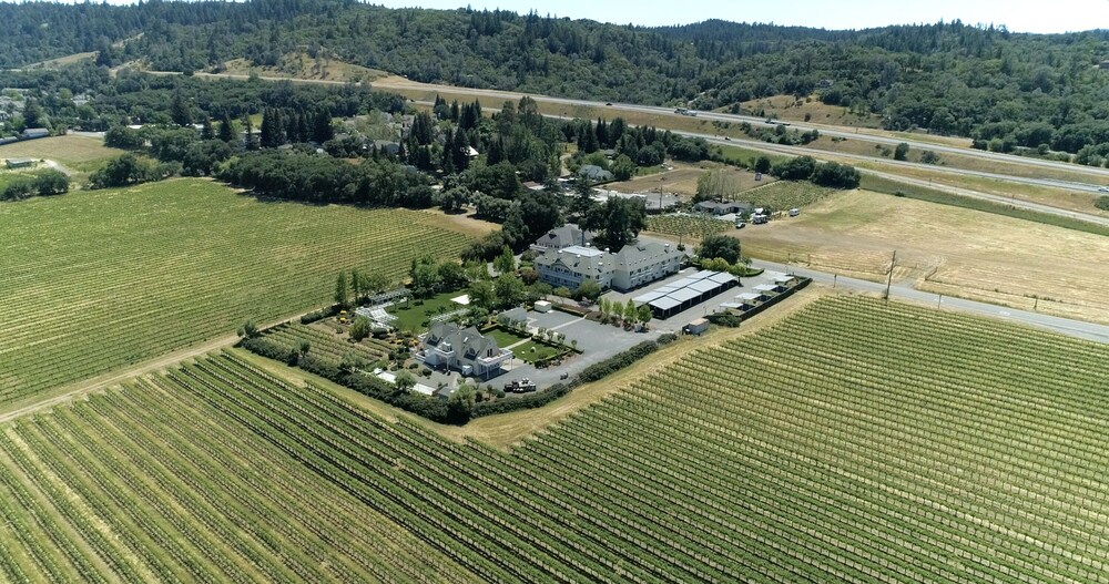 Geyserville Inn 58/70