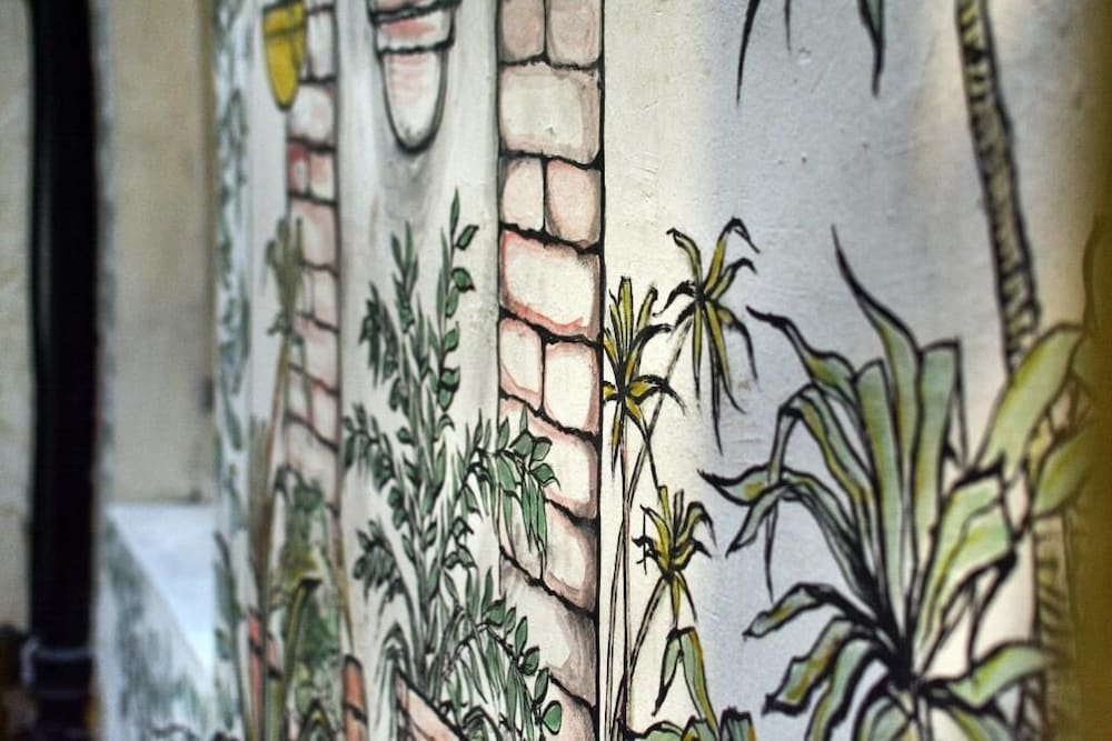 La Fresque Hotel 3/40