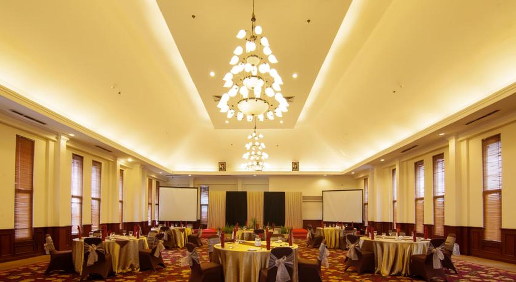 Arion Suites Hotel Bandung 13/16