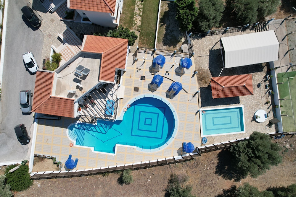 Kyma Hotel 15/67