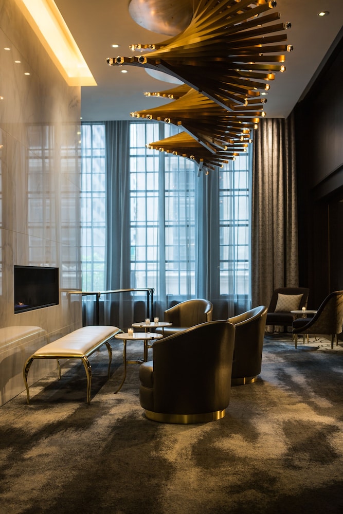 The Allegro Royal Sonesta Hotel Chicago Loop 36/64