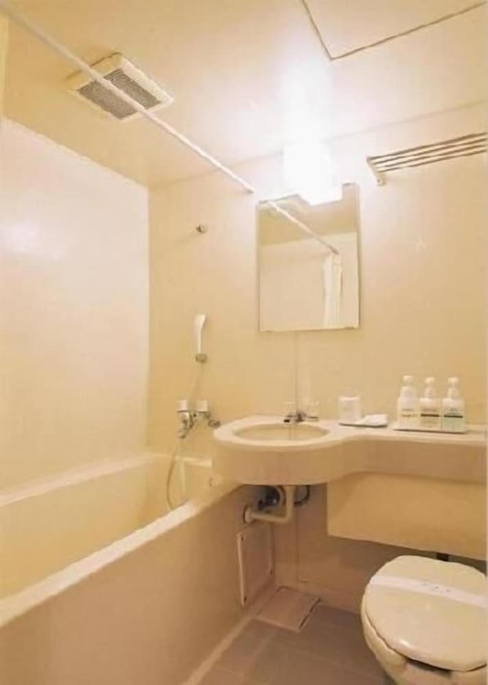 Tendo Central Hotel 55/57
