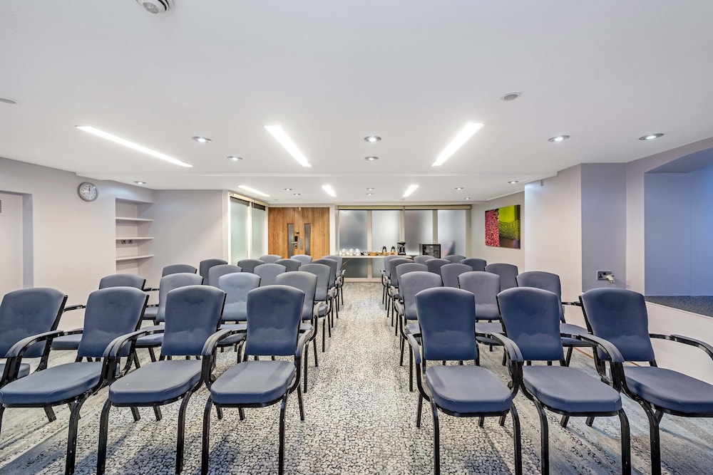 Mercure London Paddington Hotel 69/77
